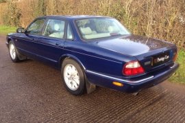 Jaguar XJ XJ8 3.2