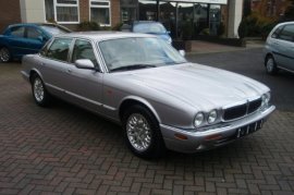 Jaguar XJ XJ8 3.2