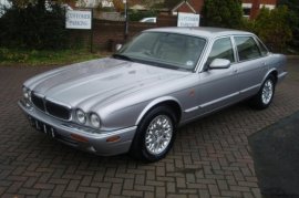 Jaguar XJ XJ8 3.2