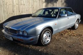Jaguar XJ 3.2