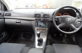 Toyota Avensis 1.8 VVT-i