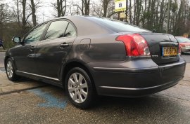 Toyota Avensis 1.8 VVT-i