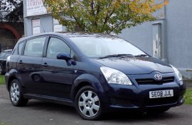 Toyota Corolla Verso 2.2 D-4D