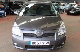 Toyota Corolla Verso 2.2 D-4D