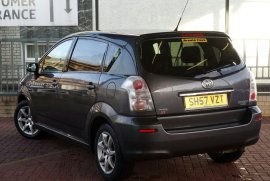Toyota Verso 1.8 VVT-i