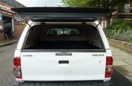 Toyota Hilux 2.5D-4D
