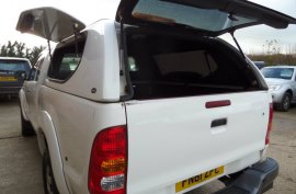Toyota Hilux 2.5D-4D