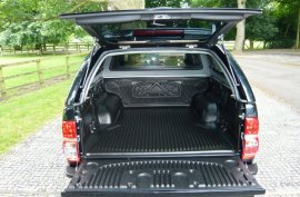 Toyota Hilux 3.0