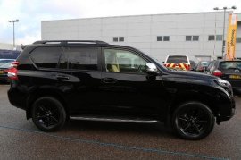 Toyota LAND CRUISER 5-DR 2.8 D-4D
