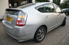 Toyota Prius 1.5 Hybrid T3