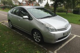 Toyota Prius 1.5 Hybrid T