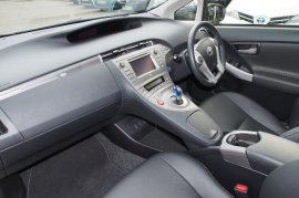 Toyota PRIUS PLUG-IN 5-DR 1.8 VVT-i