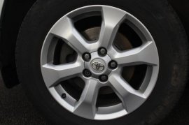 Toyota RAV4 5-DR 2.2 D-4D