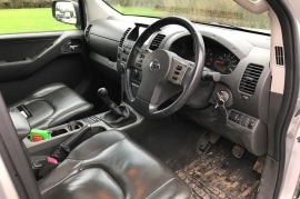  Nissan Navara 2.5 dCi Aventura