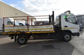 Mitsubishi Canter 3.0 75 DAY 7C15 2d 144 BHP TIPPE