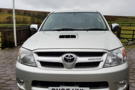  Toyota Hilux 3.0 D-4D LE Crewcab Pickup 4WD 4dr (