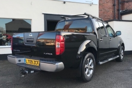 Nissan Navara 2.5 dCi Acenta Double Cab Pickup 4dr
