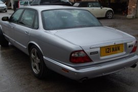 Jaguar XJ 4.0