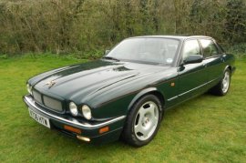 Jaguar XJ 4.0