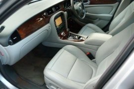 Jaguar XJ 2.7