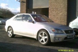 Lexus IS 200 2.0