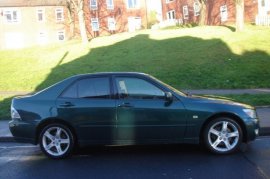 Lexus IS 200 2.0