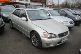Lexus IS 200 2.0