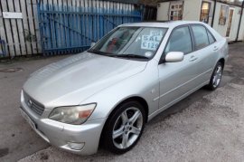 Lexus IS 200 2.0