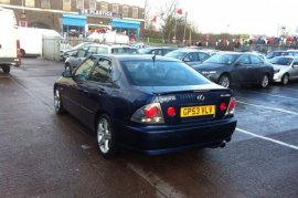Lexus IS 200 2.0