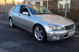 Lexus IS 200 2.0