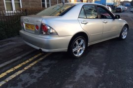 Lexus IS 200 2.0