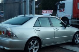 Lexus IS 200 2.0