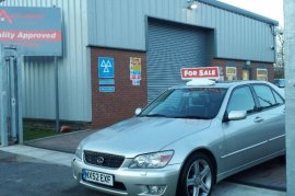 Lexus IS 200 2.0