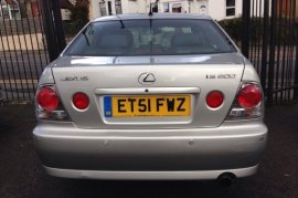 Lexus IS 200 2.0
