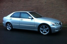 Lexus IS 200 2.0