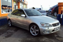 Lexus IS 200 2.0