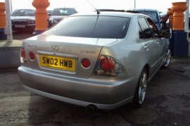 Lexus IS 200 2.0