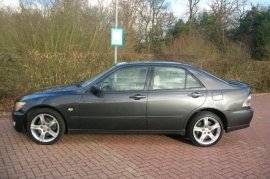Lexus IS 200 2.0