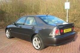 Lexus IS 200 2.0