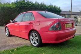 Lexus IS 200 2.0