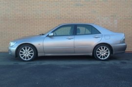 Lexus IS 200 2.0