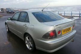 Lexus IS 200 2.0