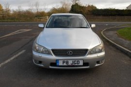 Lexus IS 200 2.0