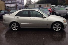 Lexus IS 200 2.0