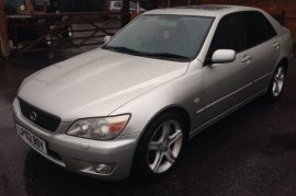 Lexus IS 200 2.0