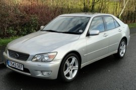 Lexus IS 200 2.0
