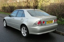 Lexus IS 200 2.0