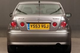 Lexus IS 200 2.0