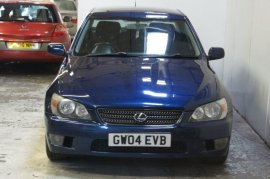 Lexus IS 200 2.0
