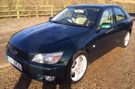 Lexus IS 200 2.0